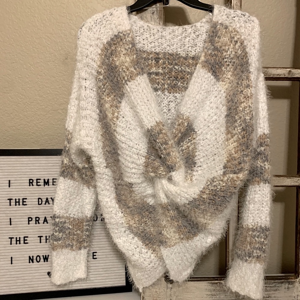 Kiss The Stars Soft Weave Pullover Knot Ex Large